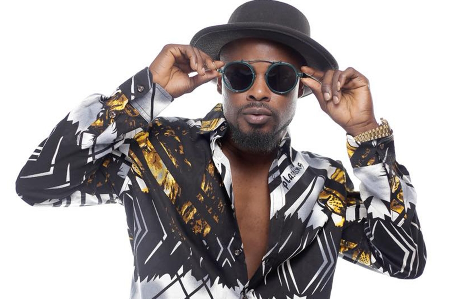 What do you think of Mix Master Garzy’s new look?