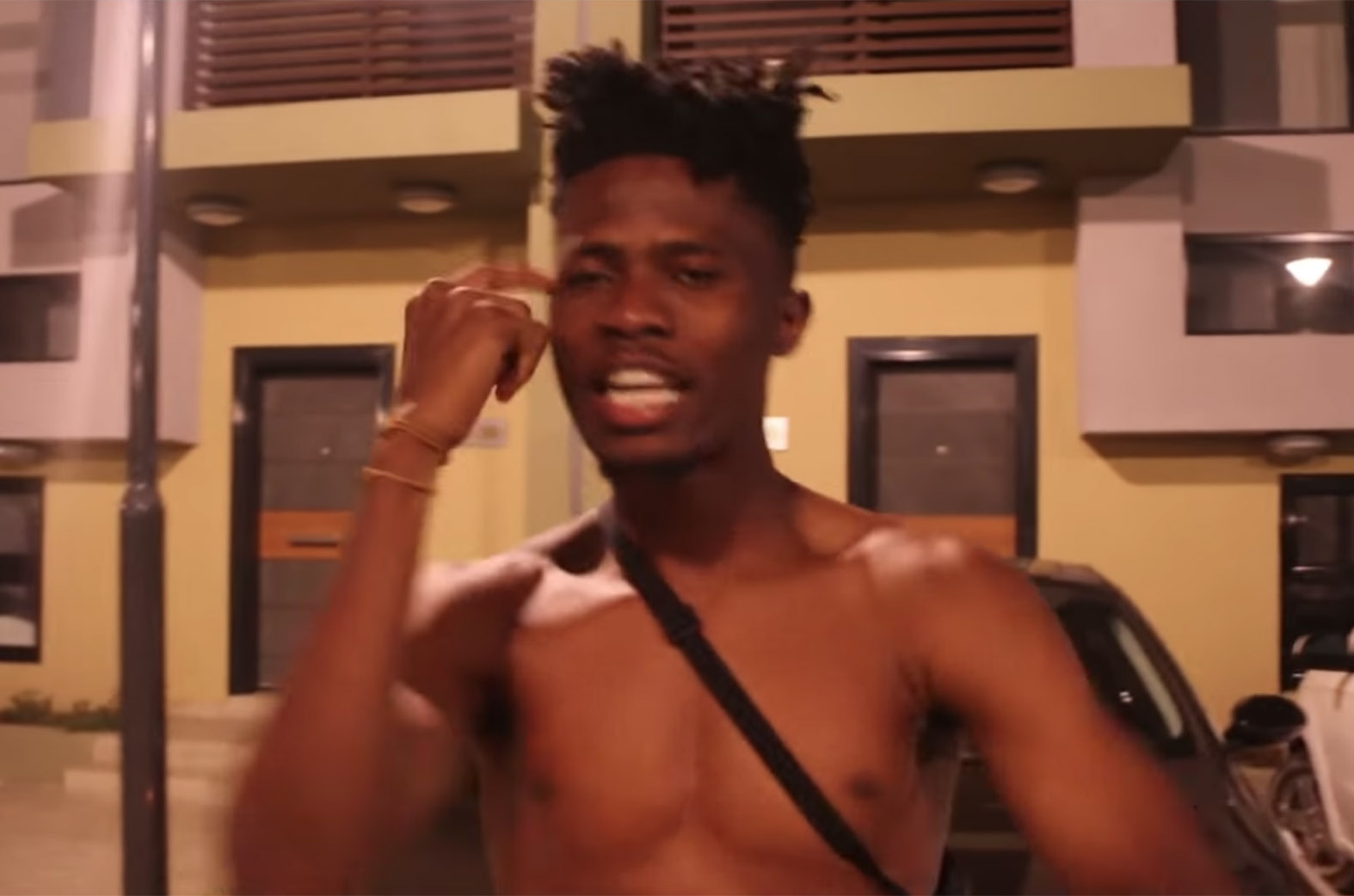 Video: Thoughts From King Arthur by Kwesi Arthur