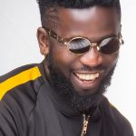 Bisa Kdei performs for Otumfuor Osei Tutu II at his 20 years celebration dinner