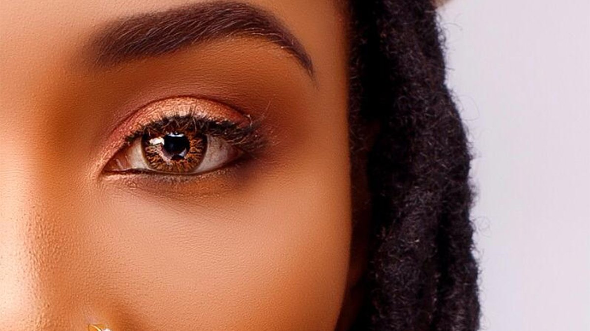 AK Songstress drops "It’s Not Easy" off upcoming EP