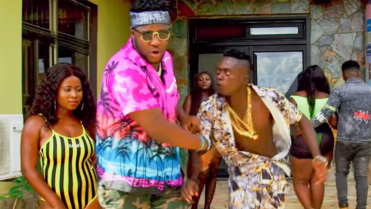 Sor Me So by Lil Win feat. Medikal