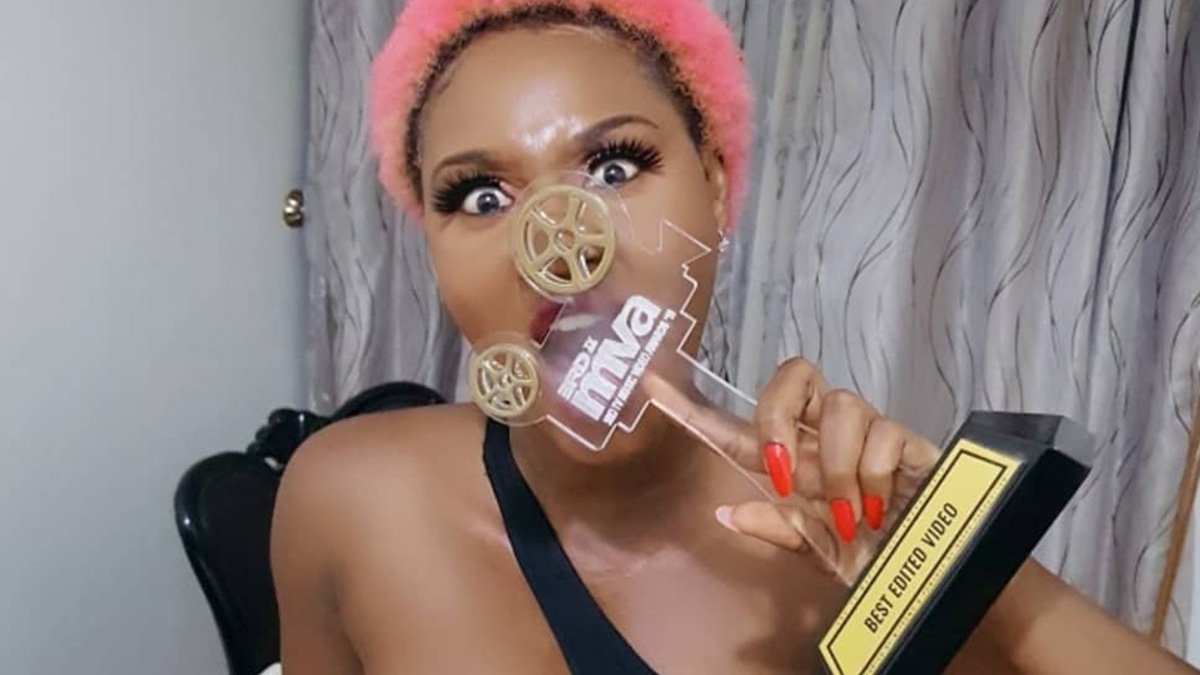 Petrah wins 3rd Tv MVAs 'Best Edited Video'; hosts Efya & Adina on 'Number Second'