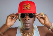 Shatta Wale tears VGMA board into pieces in latest video - Watch here