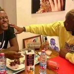 Shatta Wale shocks Medikal with GHS 10k!