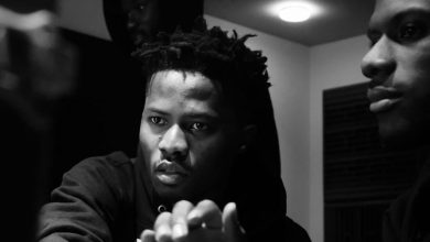 Kwesi Arthur indulges fans to report a verified fake facebook account in his name