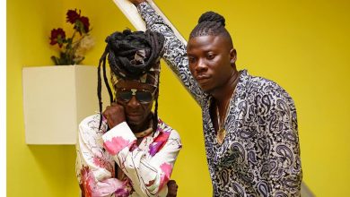Catch the Legend Kojo Antwi & Stonebwoy live in action on Christmas Eve!