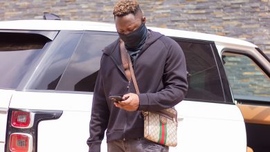 Medikal orders for a GHS 359,168.12 Ice Box Gold Chain; set to hold dinner for fans
