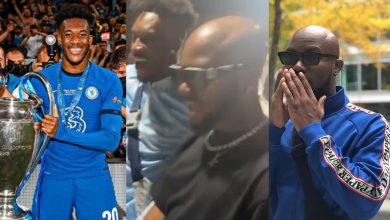 King Promise hosts Chelsea's Hudson Odoi upon arrival in Ghana