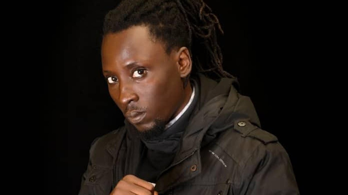 Kuuku Black shows his lyrical skills on ‘’All Black’’ EP