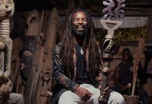Rocky Dawuni delves into Highlife with 'Woara'