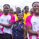 Stonebwoy takes turn in the Queen’s Baton Relay; celebrates young athletes ahead of 2022 Commonwealth Games