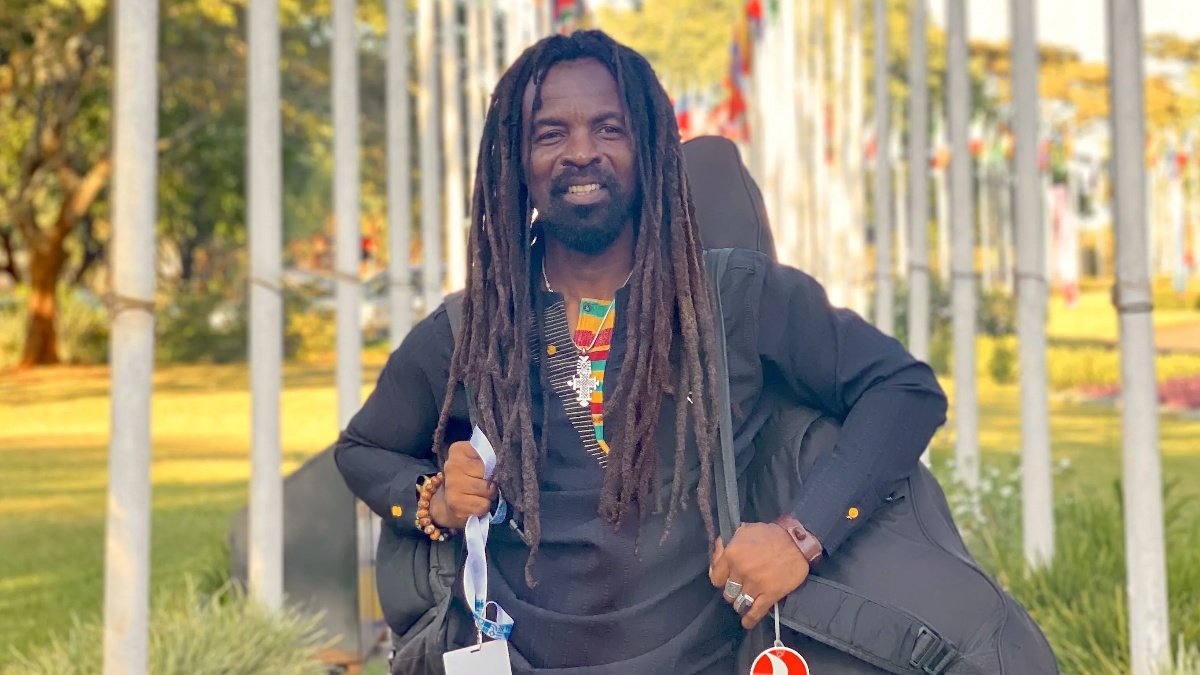 Rocky Dawuni in Nairobi for United Nations Environment Assembly