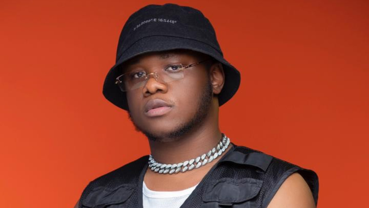 Peace! Kojo Efson releases new song