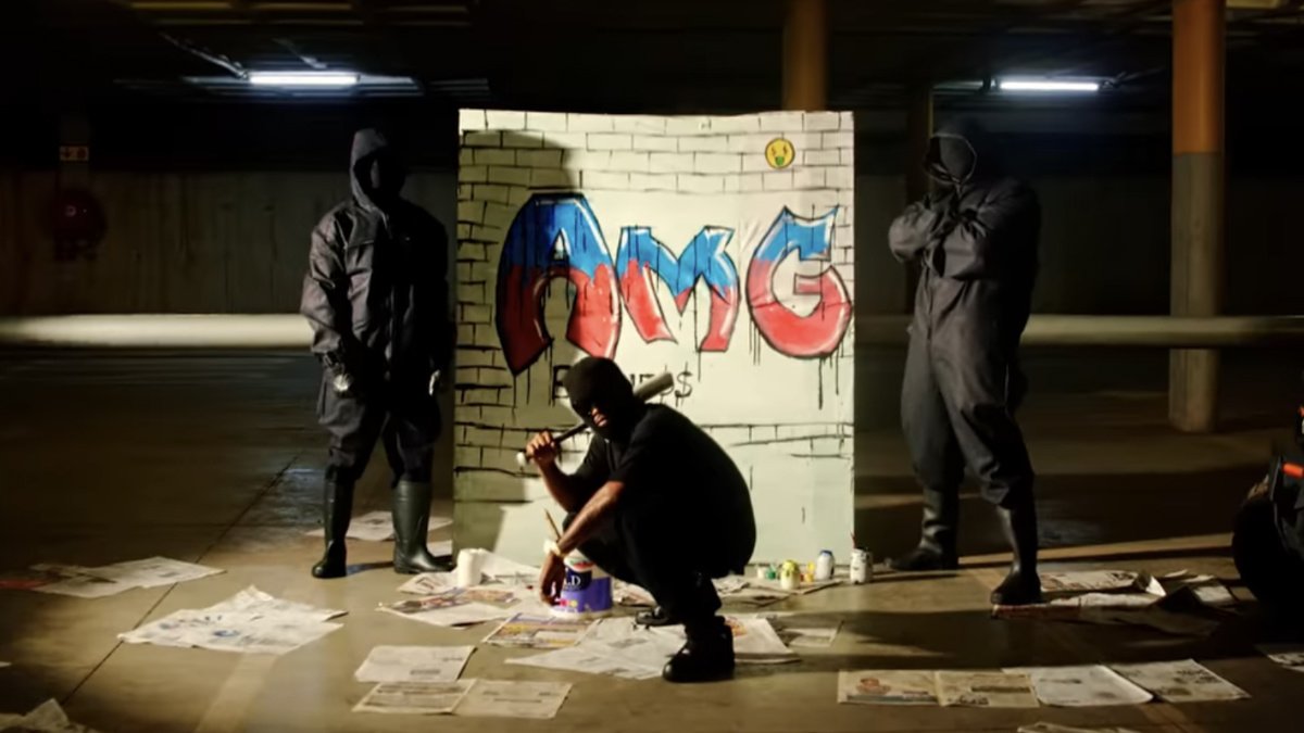 Doe by Criss Waddle, Medikal & Kofi Badd