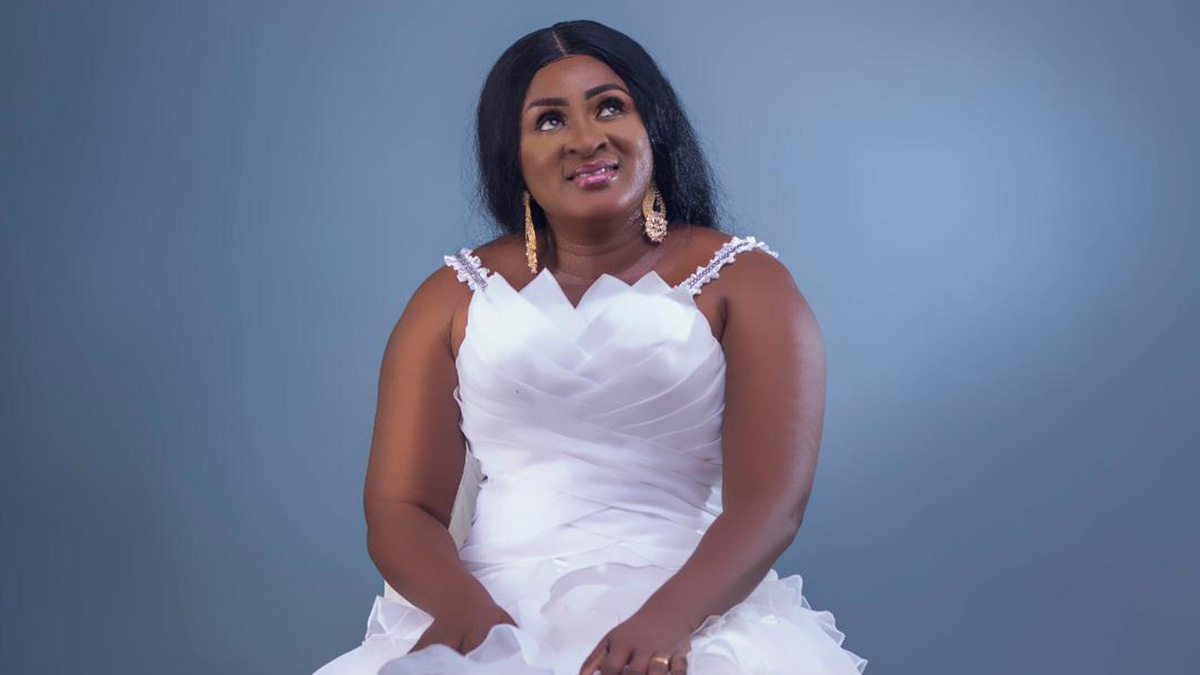 Emelia Baidoo sets the tone for the year with awe-inspiring Gospel tune; Mehwefo