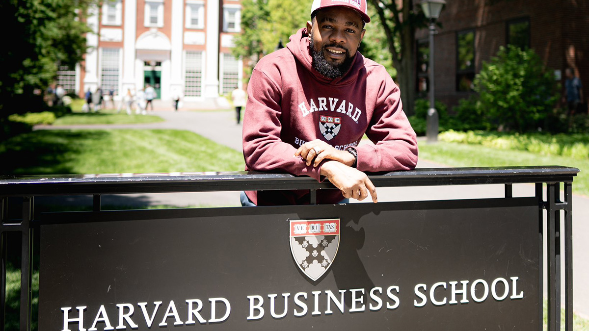 Patoranking now a Harvard Business School Graduate, Celebrates Milestone with Fans - More HERE!