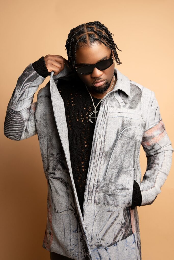 Mo Eazy. Photo Credit: Mo Eazy