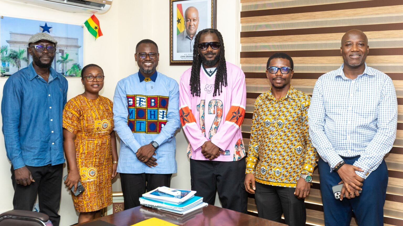 Samini with GTA heads