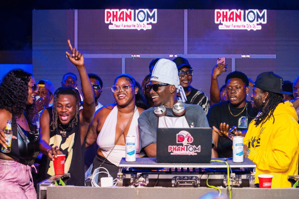 Patrons at Smirnoff In the Mix Vol. 2. Credit: Smirnoff In the Mix.