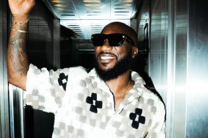 Highlife artist Kwabena Kwabena