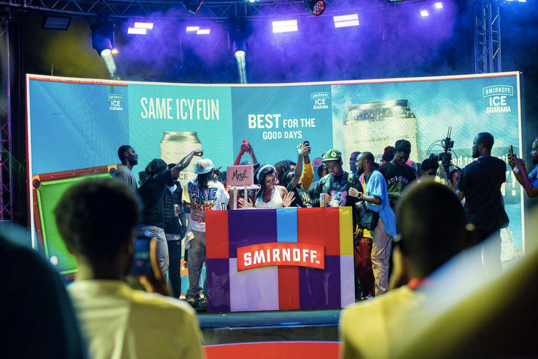 Patrons jamming at Smirnoff In The Mix street edition. Credit: Supplied.