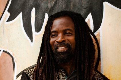 Rocky Dawuni. Photo Credit: Slingshot & Rich Annor