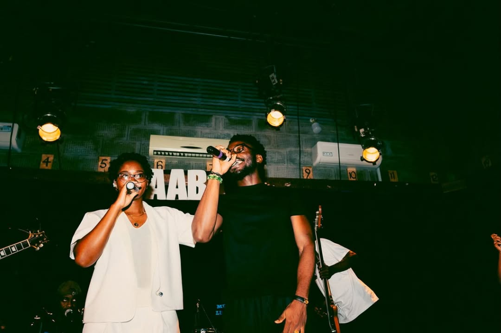 Oladapo at Baaba J Live in Accra. Photo Credit: @hanna.does.photography.